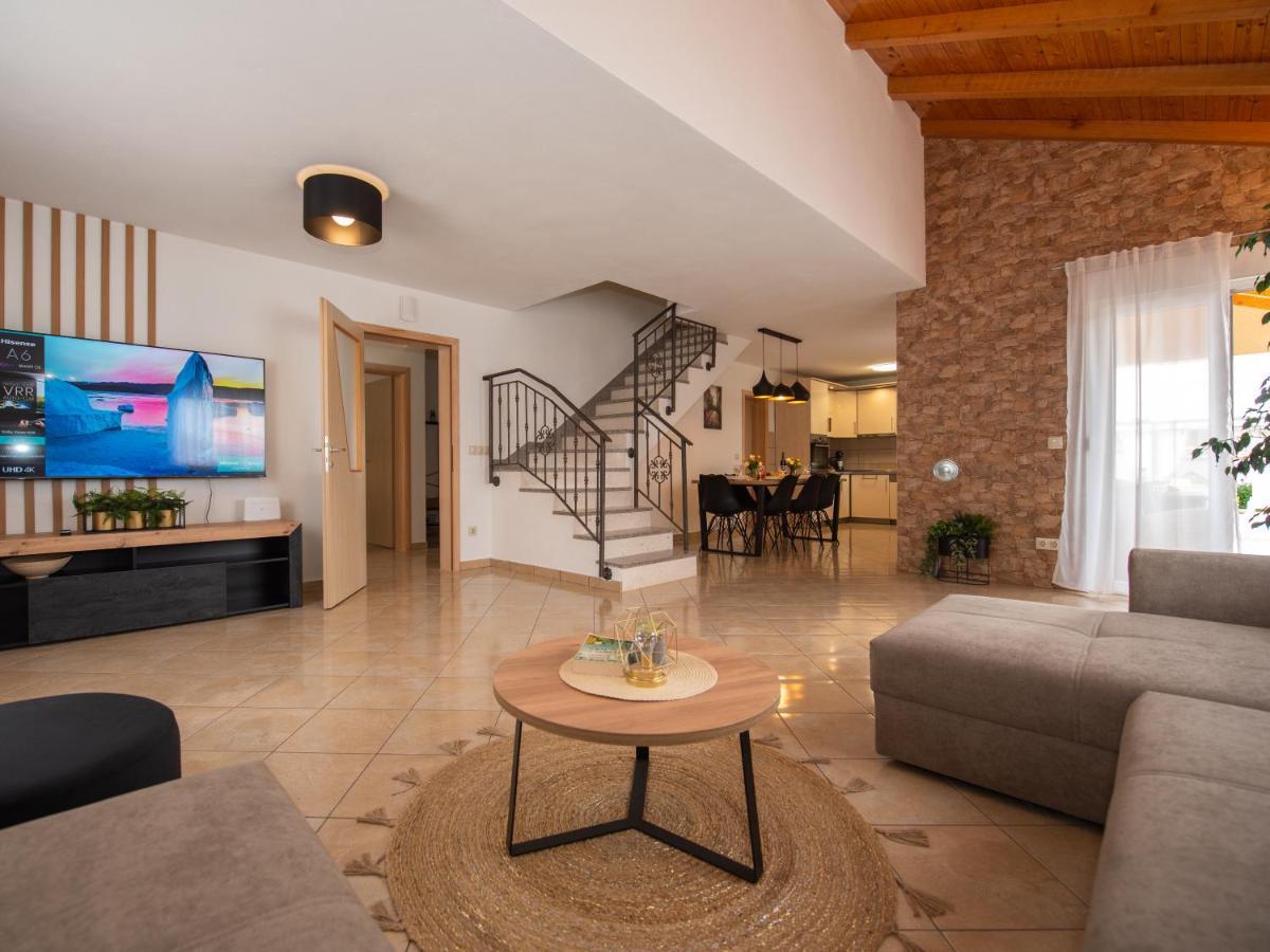 Villa Beautiful 